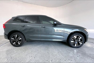 2027 Volvo XC60 B5 Core
