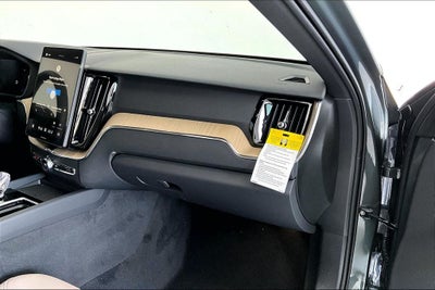 2027 Volvo XC60 B5 Core