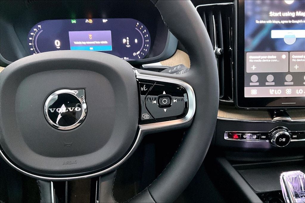 2027 Volvo XC60 B5 Core