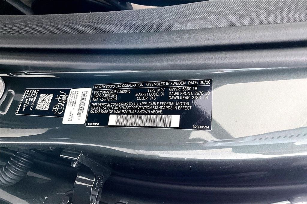 2027 Volvo XC60 B5 Core