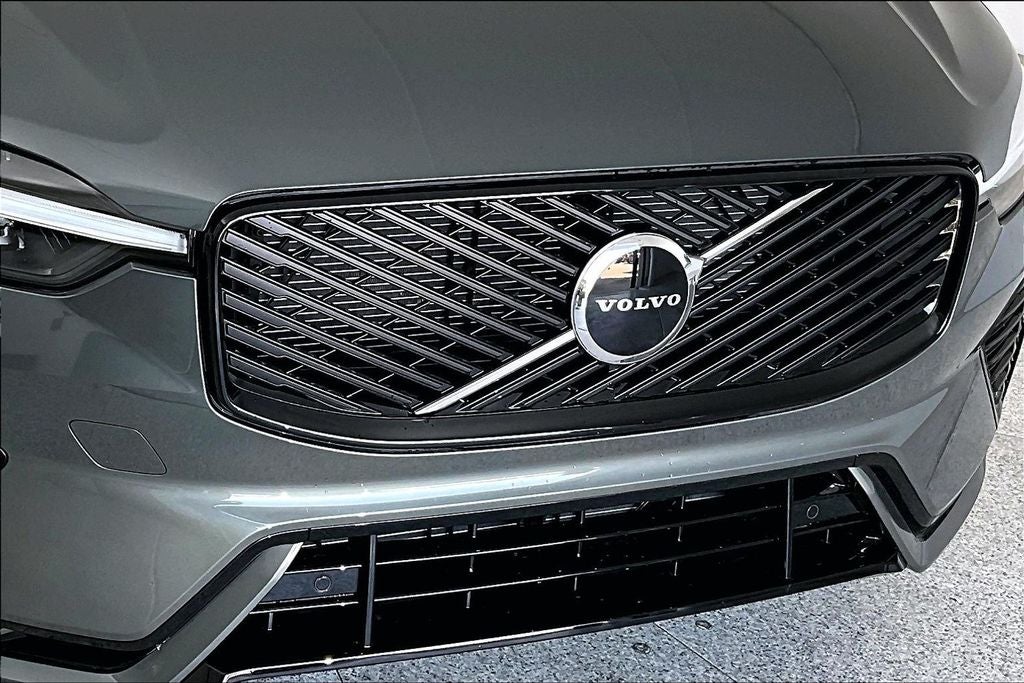 2027 Volvo XC60 B5 Core