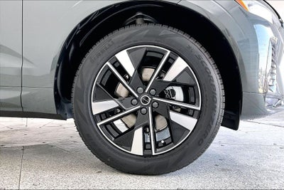 2027 Volvo XC60 B5 Core