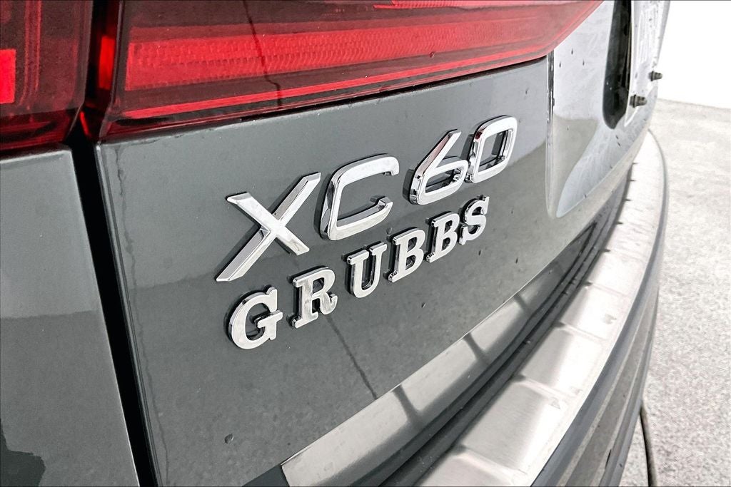 2027 Volvo XC60 B5 Core