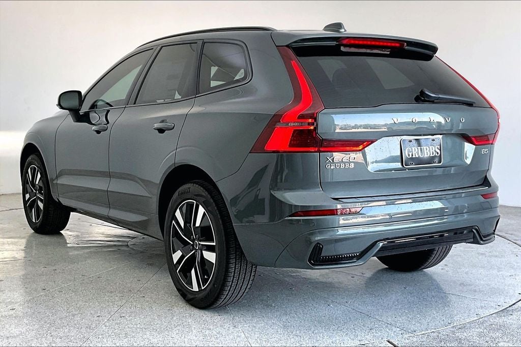 2027 Volvo XC60 B5 Core