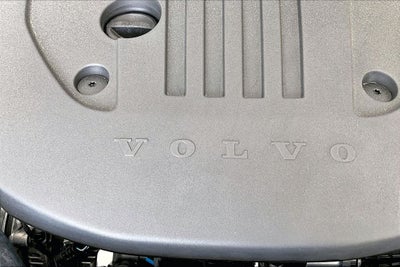 2027 Volvo XC60 B5 Core