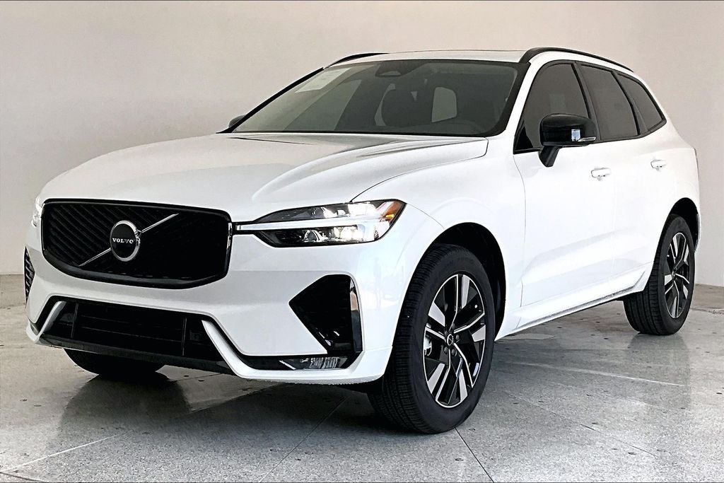 2027 Volvo XC60 B5 Core