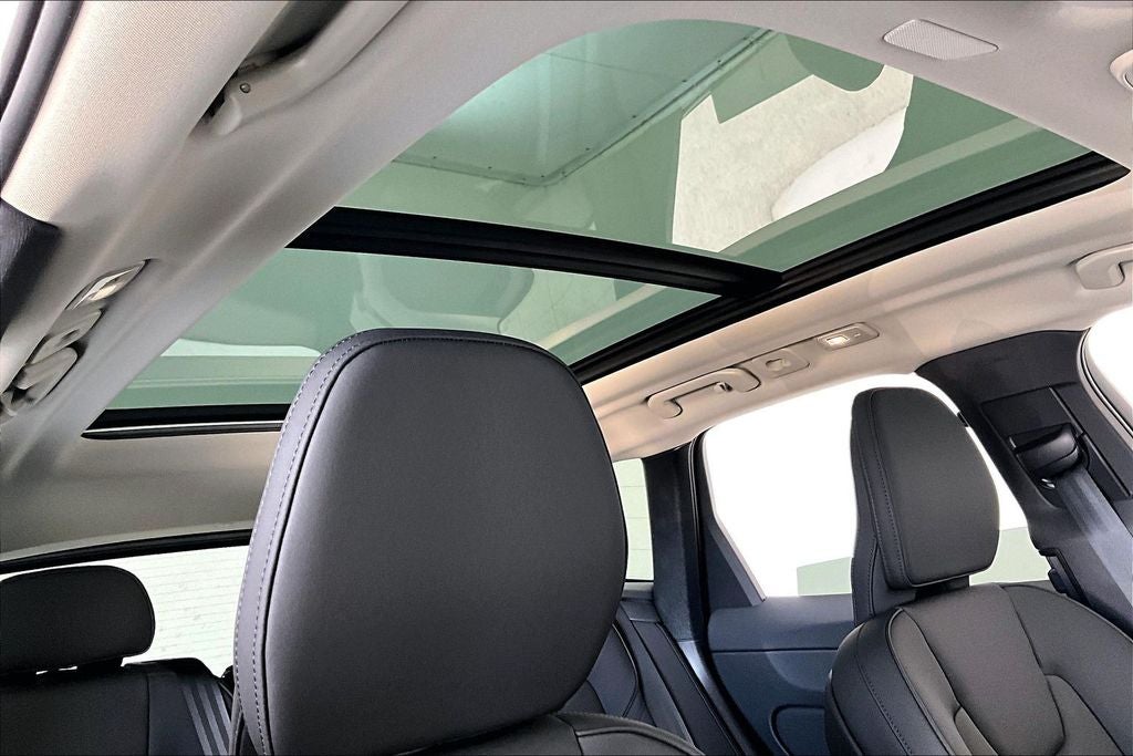 2027 Volvo XC60 B5 Core