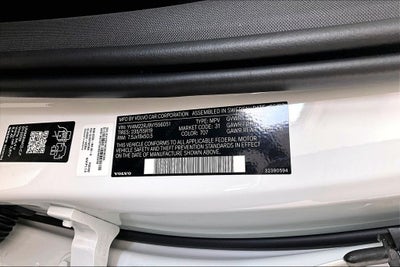 2027 Volvo XC60 B5 Core