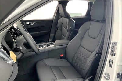 2027 Volvo XC60 B5 Core