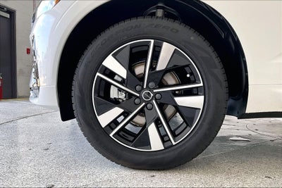 2027 Volvo XC60 B5 Core