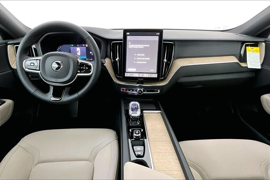 2027 Volvo XC60 B5 Core