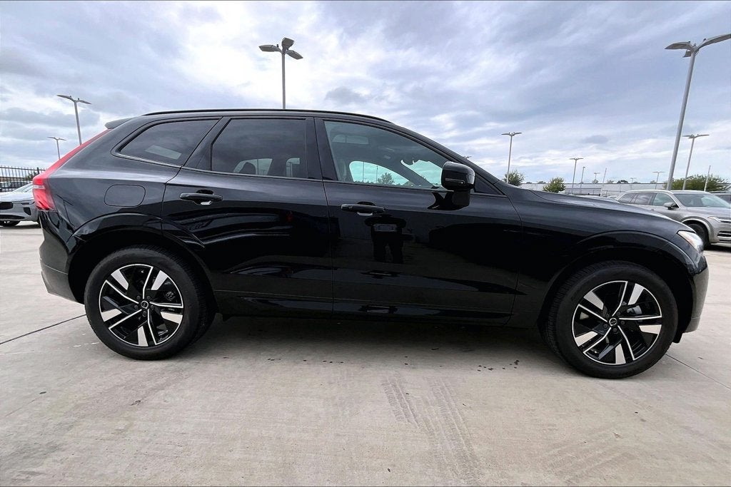 2027 Volvo XC60 B5 Core