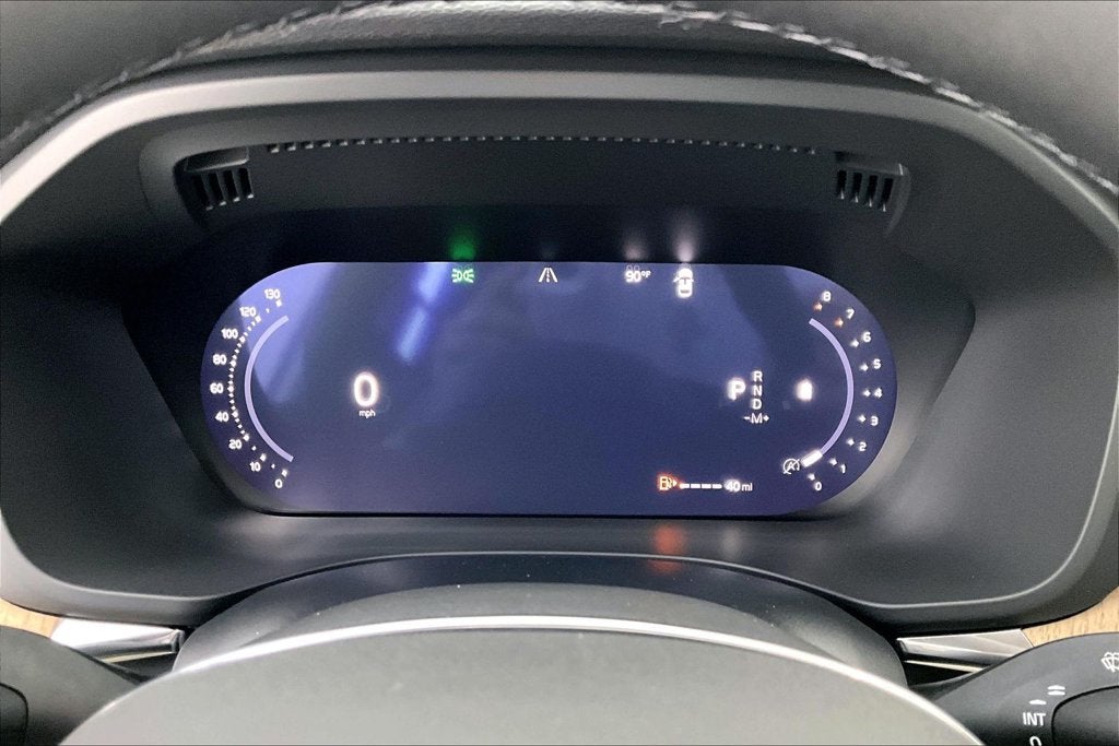 2027 Volvo XC60 B5 Core