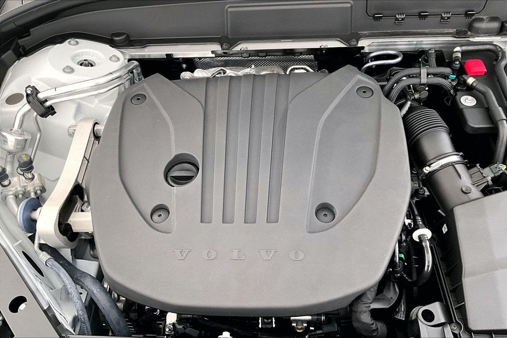2027 Volvo XC60 B5 Core