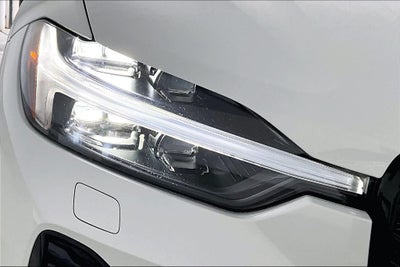 2027 Volvo XC60 B5 Core