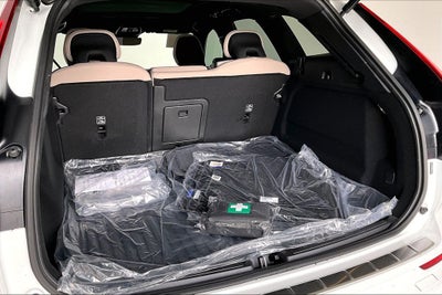 2027 Volvo XC60 B5 Core