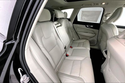 2027 Volvo XC60 B5 Ultra