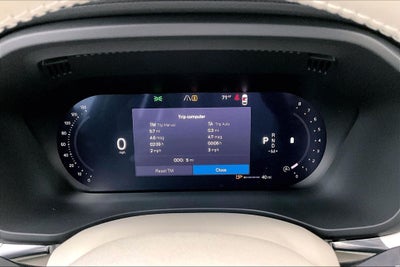 2027 Volvo XC60 B5 Ultra