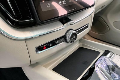 2027 Volvo XC60 B5 Ultra