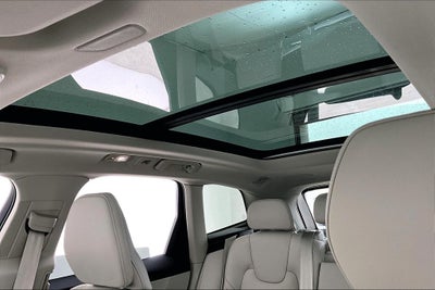 2027 Volvo XC60 B5 Ultra