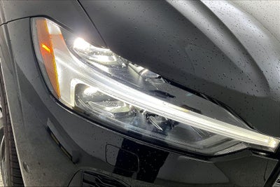 2027 Volvo XC60 B5 Ultra