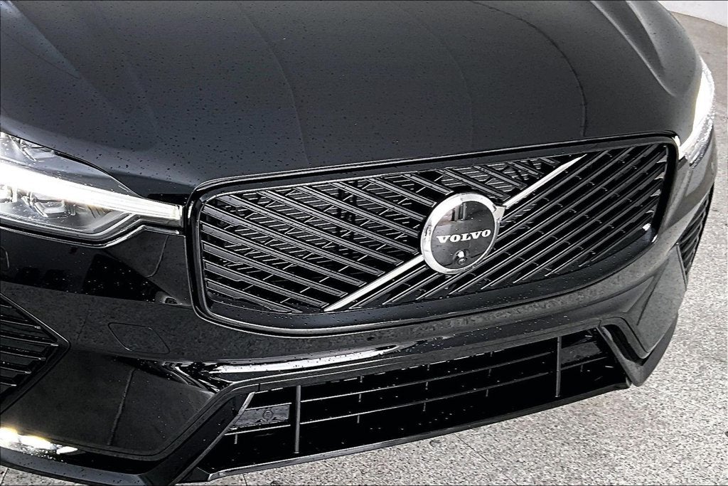 2027 Volvo XC60 B5 Ultra