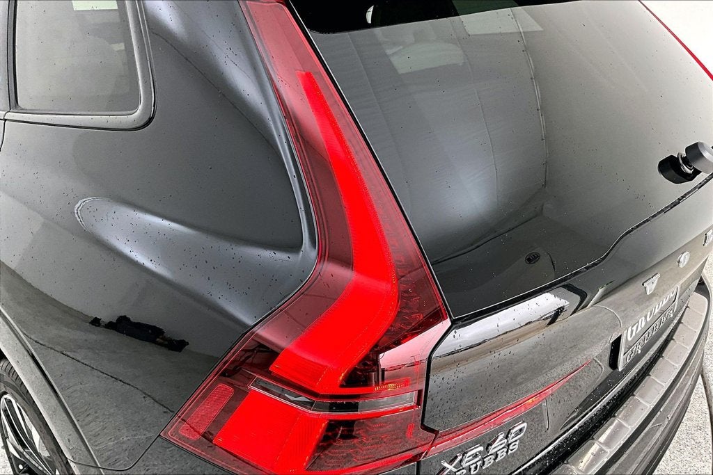 2027 Volvo XC60 B5 Ultra