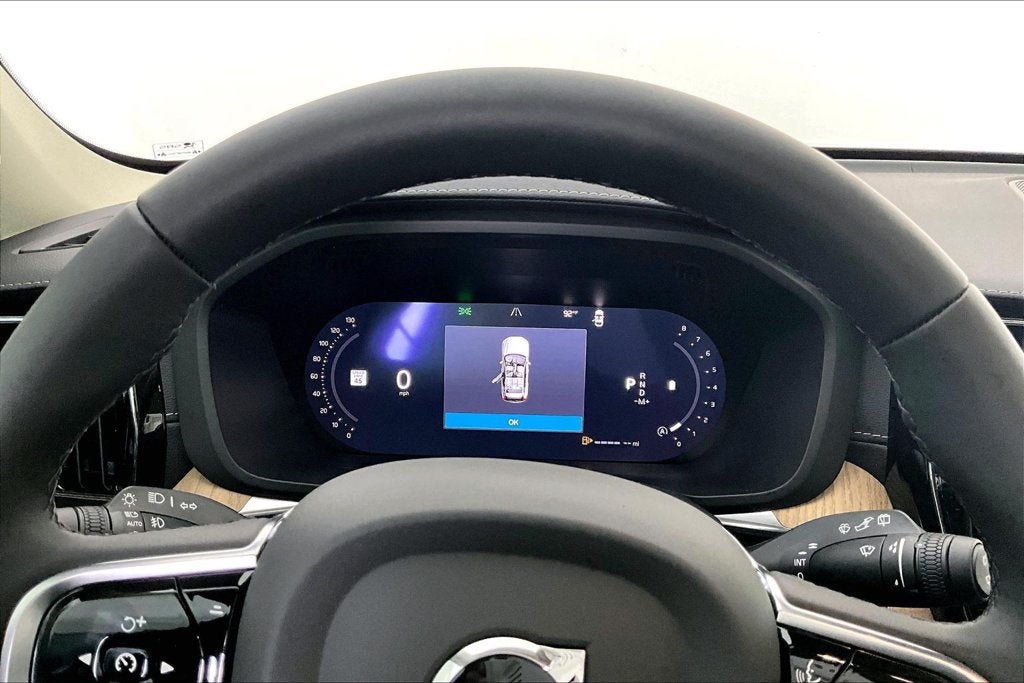 2027 Volvo XC60 B5 Ultra