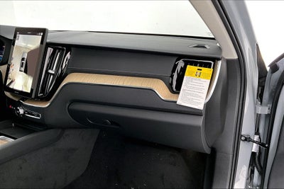 2027 Volvo XC60 B5 Ultra