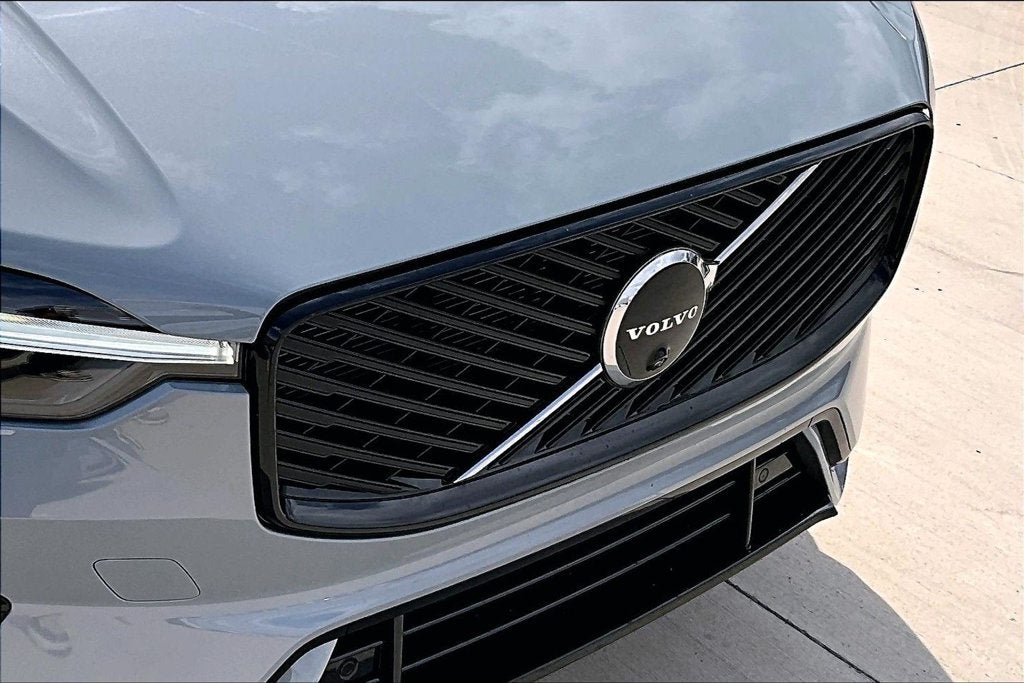 2027 Volvo XC60 B5 Ultra