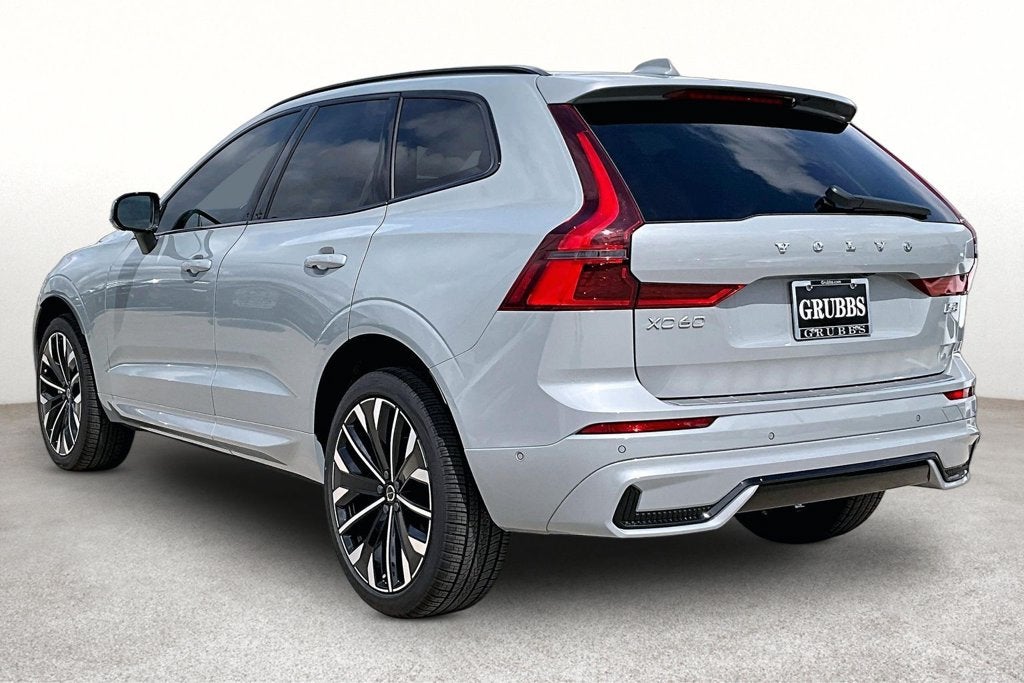 2027 Volvo XC60 B5 Ultra