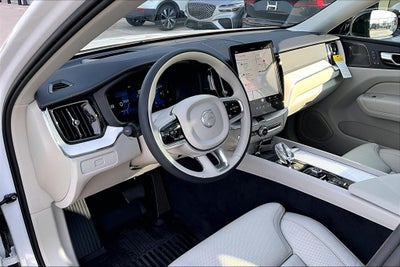 2027 Volvo XC60 B5 Ultra