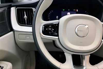 2027 Volvo XC60 B5 Ultra