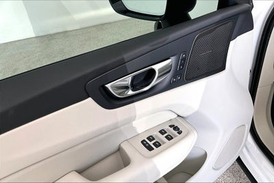 2027 Volvo XC60 B5 Ultra