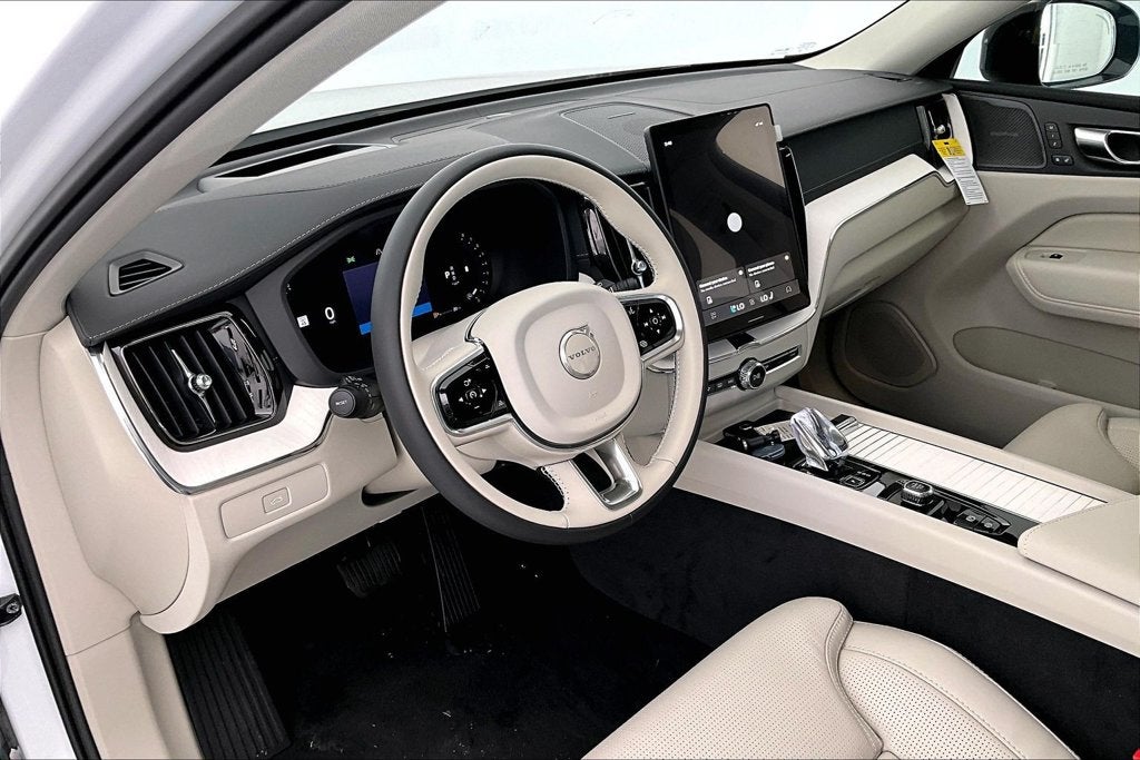 2027 Volvo XC60 B5 Ultra
