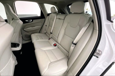 2027 Volvo XC60 B5 Ultra
