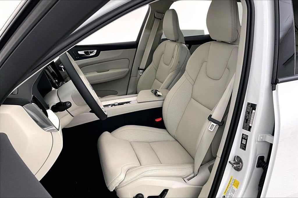 2027 Volvo XC60 B5 Ultra