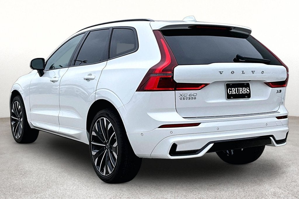 2027 Volvo XC60 B5 Ultra