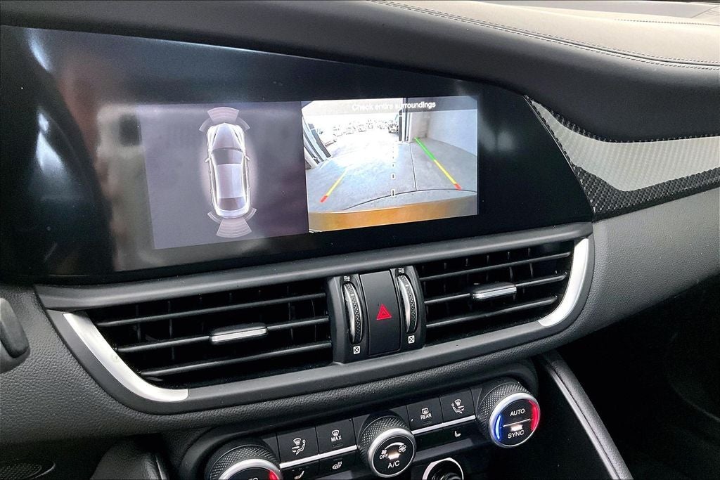 2023 Alfa Romeo Giulia Quadrifoglio