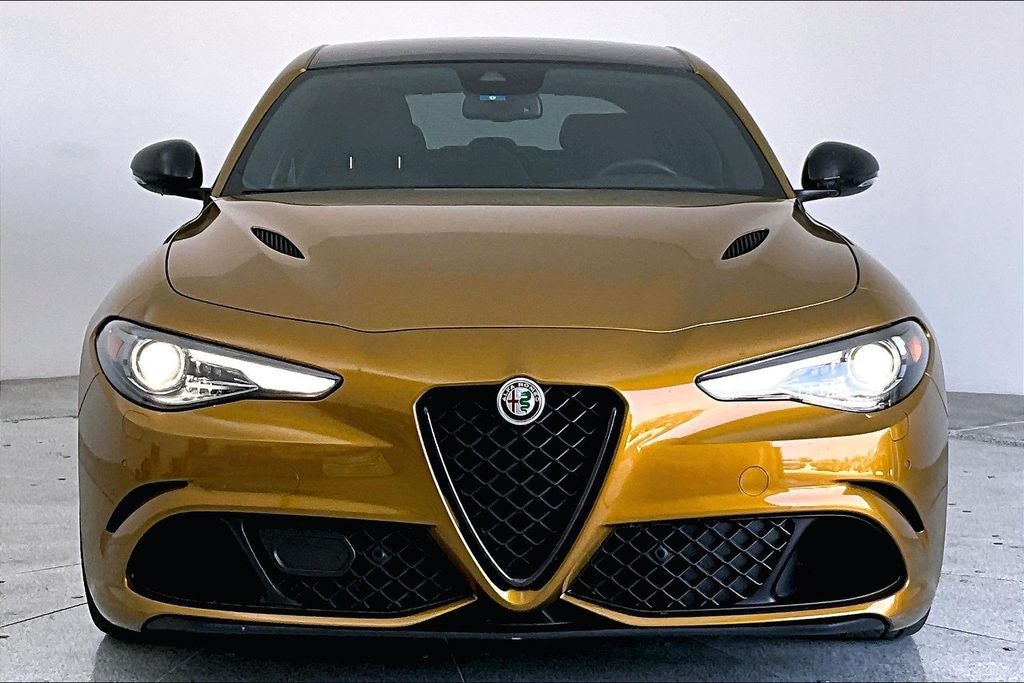 2023 Alfa Romeo Giulia Quadrifoglio