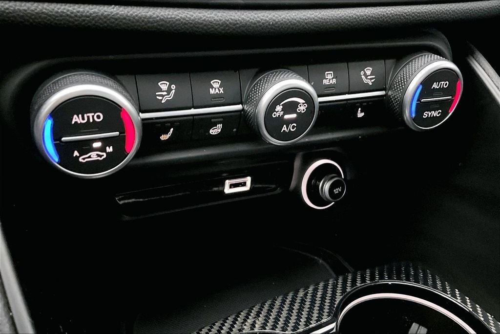 2023 Alfa Romeo Giulia Quadrifoglio