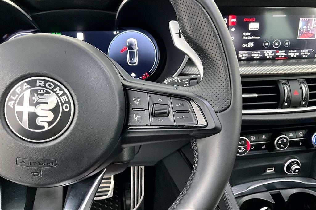 2025 Alfa Romeo Stelvio Veloce