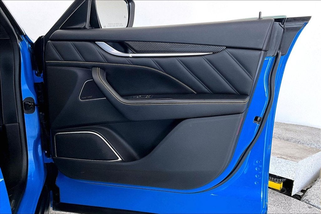 2022 Maserati Levante Tributo