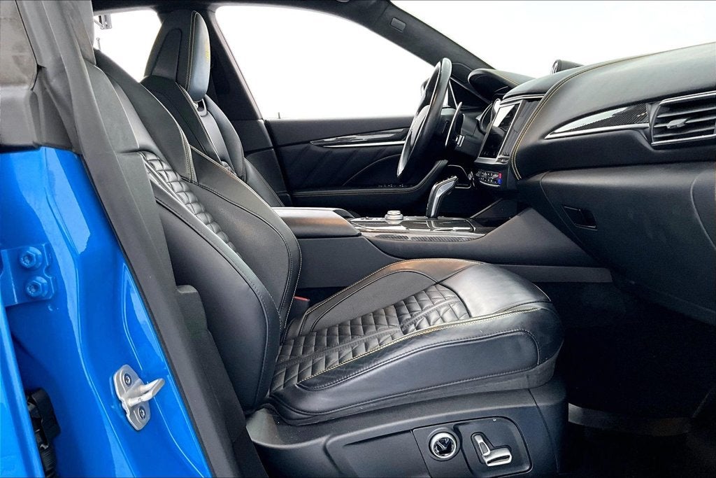 2022 Maserati Levante Tributo