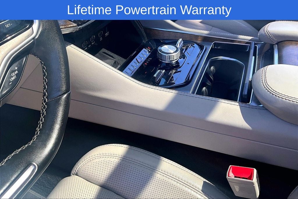 2023 Jeep Grand Wagoneer Base