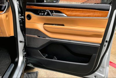 2023 Jeep Grand Wagoneer Series III