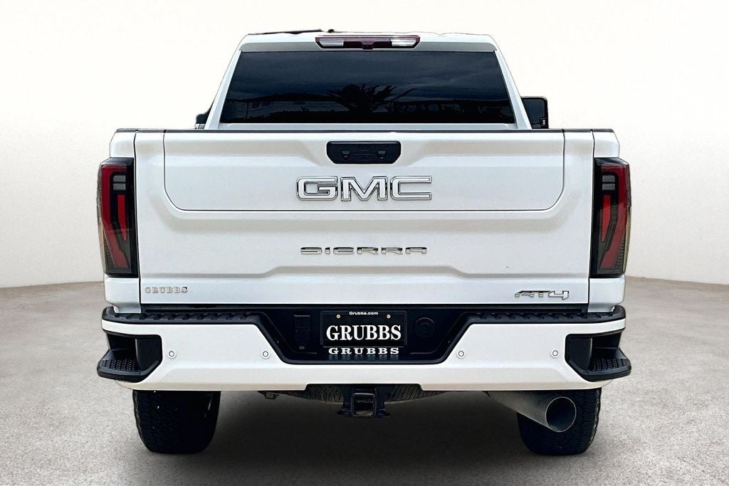 2025 GMC Sierra 2500HD AT4