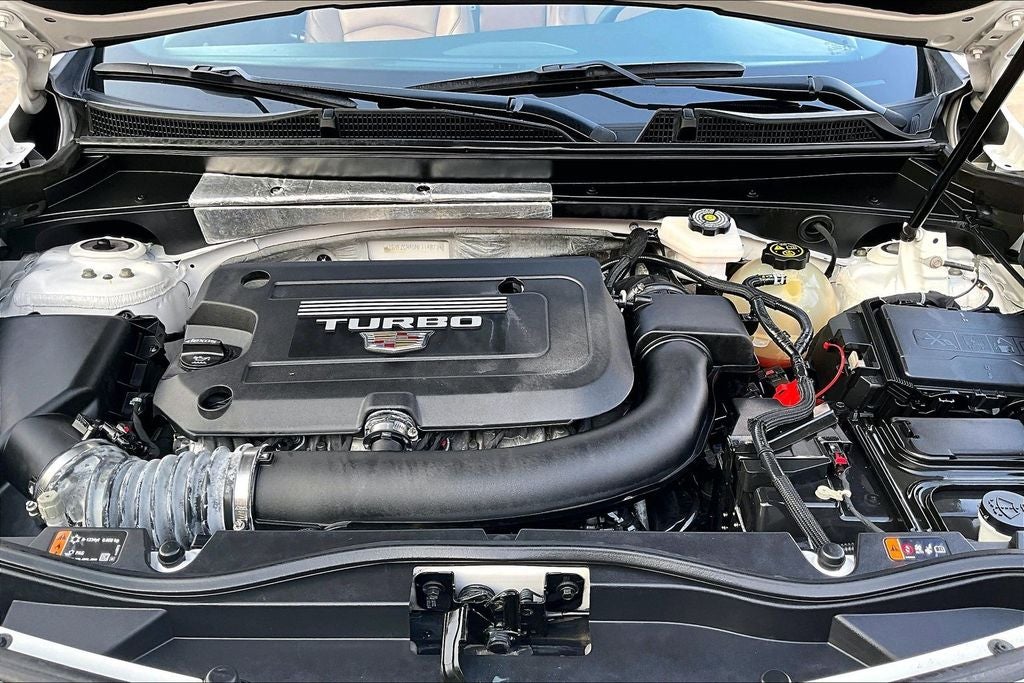 2022 Cadillac XT4 Premium Luxury