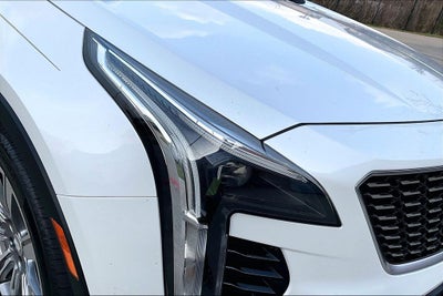 2022 Cadillac XT4 Premium Luxury