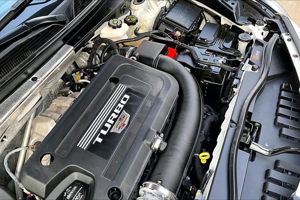 2022 Cadillac XT4 Premium Luxury